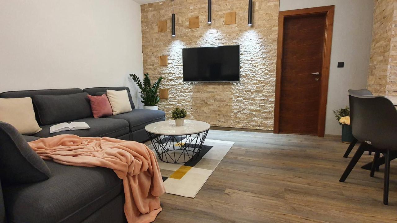 Apartments Lucic سلوني المظهر الخارجي الصورة
