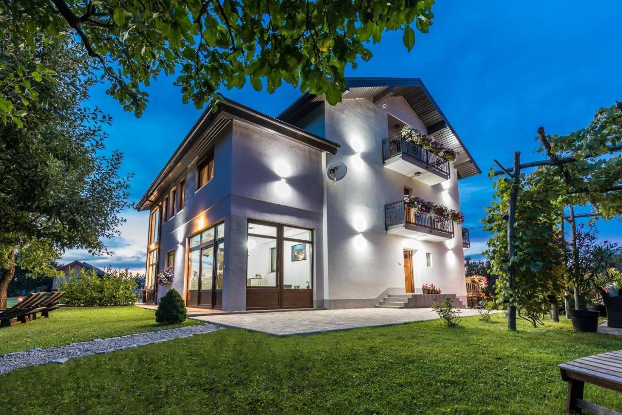 Apartments Lucic سلوني المظهر الخارجي الصورة